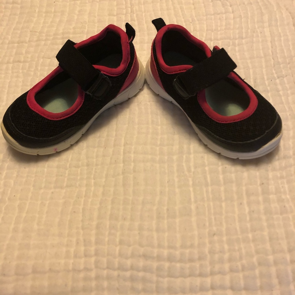 Carter’s Shoes - Picture 3 of 4